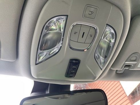 Certified 2022 Jeep Compass Trailhawk w/ Trailhawk Elite Group image 31
