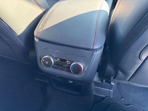 New 2026 Ford Explorer ST-Line w/ ST-Line Street Pack image 11