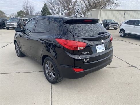 Used 2015 Hyundai Tucson GLS w/ Option Group 02 AWD/4WD image 12