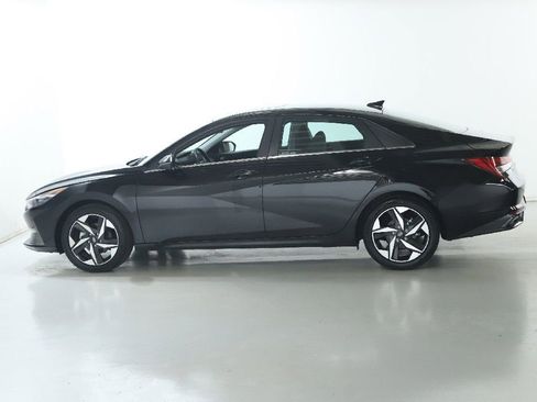 Used 2023 Hyundai Elantra Limited w/ Cargo Package image 40