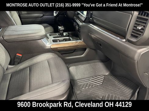 Used 2024 Chevrolet Silverado 1500 LT Trail Boss AWD/4WD image 50