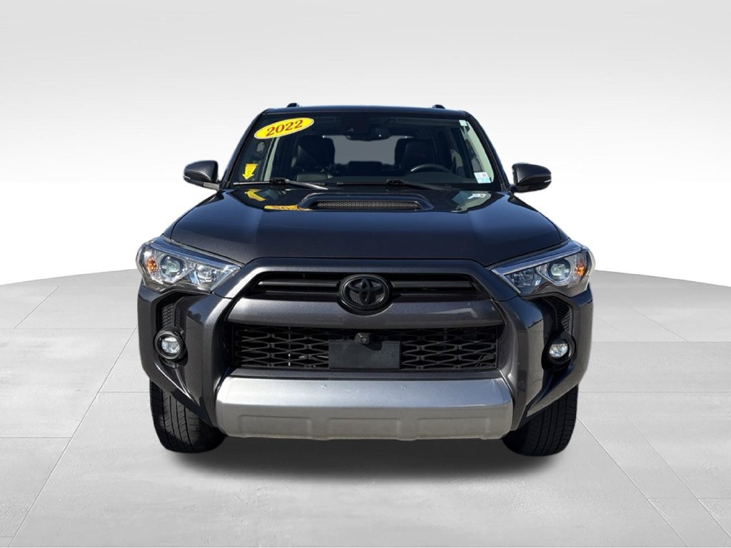 Used 2022 Toyota 4Runner TRD Off-Road Premium AWD/4WD image 2