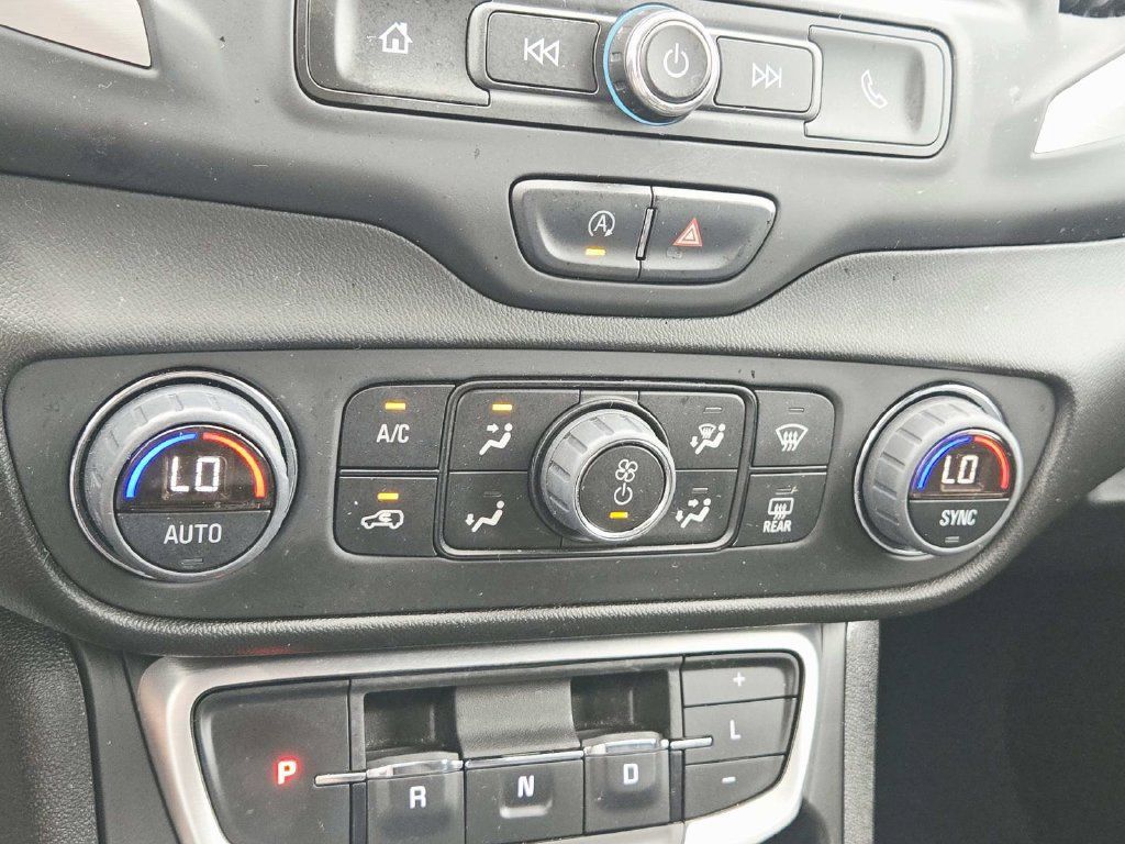 Used 2023 GMC Terrain SLE w/ Driver Convenience Package AWD/4WD image 26