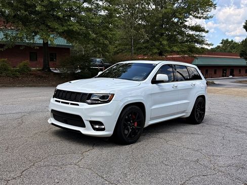 Used 2018 Jeep Grand Cherokee SRT w/ Trailer Tow Group IV AWD/4WD image 1