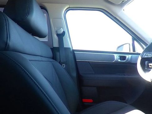 Used 2024 Hyundai Santa Fe SEL image 20