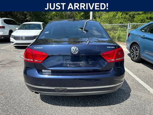 Used 2014 Volkswagen Passat TDI SEL Premium FWD image 2