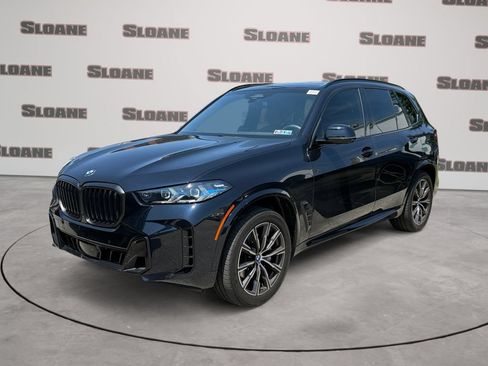 Used 2025 BMW X5 xDrive40i w/ Executive Package AWD/4WD image 1