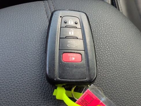 Used 2020 Toyota RAV4 XSE w/ XSE Grade Weather Package AWD/4WD image 38