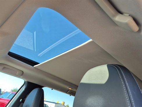 Used 2024 Mitsubishi Outlander 4WD Plug-In Hybrid image 51