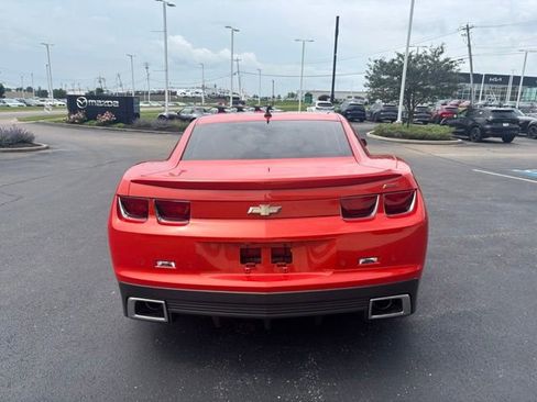 Used 2010 Chevrolet Camaro SS w/ LPO, Ground Effects Package RWD image 8