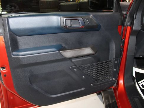 Used 2022 Ford Bronco Outer Banks AWD/4WD image 29