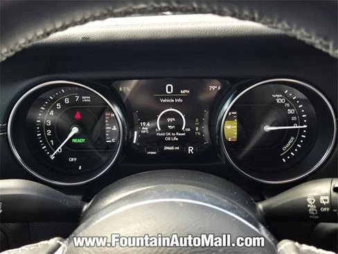 Used 2022 Jeep Wrangler Unlimited Sahara image 22