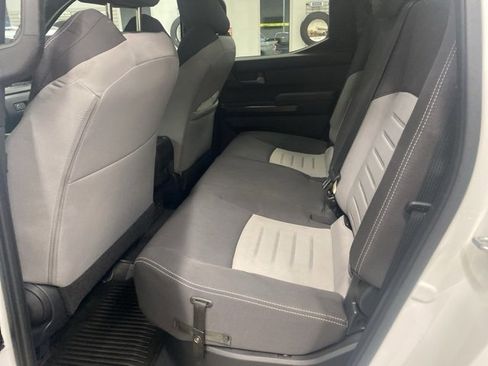 Used 2024 Toyota Tacoma TRD Sport image 29