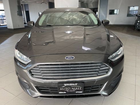 Used 2016 Ford Fusion S image 2