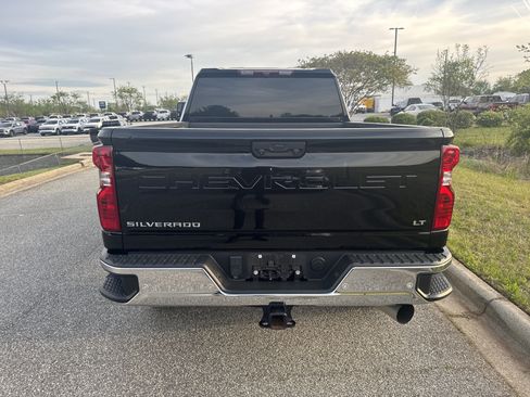 Certified 2024 Chevrolet Silverado 2500 LT image 9