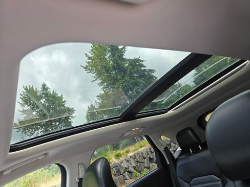 Used 2018 Ford Edge SEL w/ Canadian Touring Package AWD/4WD image 20