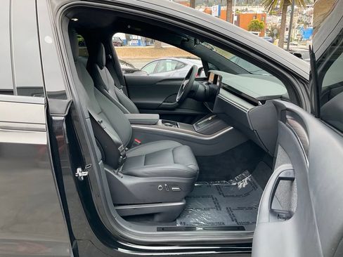 Used 2023 Tesla Model X AWD/4WD image 70