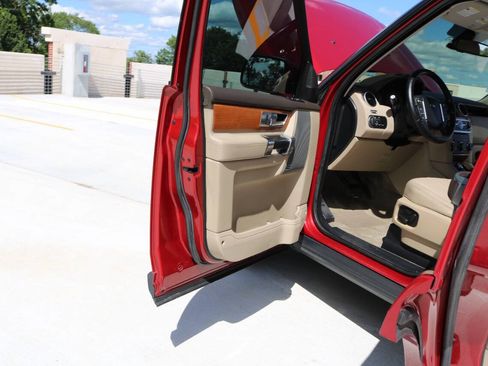 Used 2013 Land Rover LR4 HSE AWD/4WD image 88