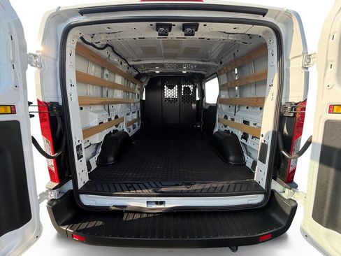 Used 2025 Ford Transit 250 Low Roof w/ Exterior Upgrade Package RWD image 18
