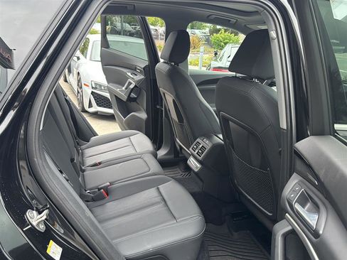 Used 2025 Audi Q5 Premium w/ Premium Plus AWD/4WD image 15