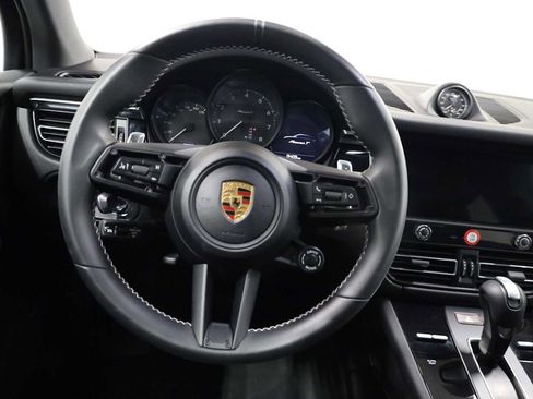 Certified 2025 Porsche Macan Turbo image 26