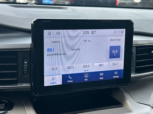 Certified 2023 Ford Explorer XLT w/ Equipment Group 202A image 21