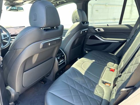 New 2026 BMW X5 xDrive40i w/ Executive Package image 13