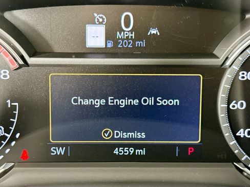 Used 2024 Cadillac XT6 Premium Luxury FWD image 11