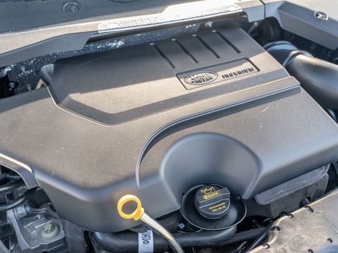 New 2026 Land Rover Range Rover Evoque Dynamic SE image 24