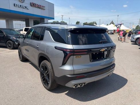 New 2026 Chevrolet Traverse LT FWD image 4