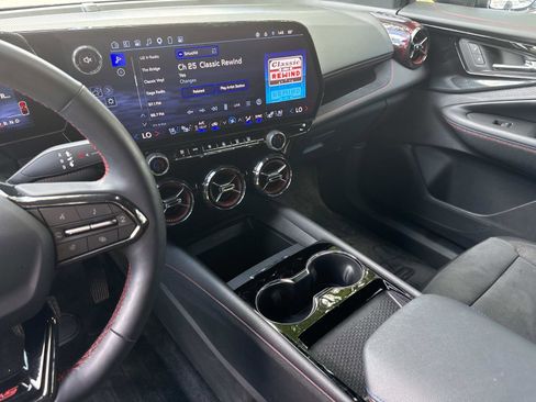 Used 2025 Chevrolet Blazer EV RS AWD/4WD image 24