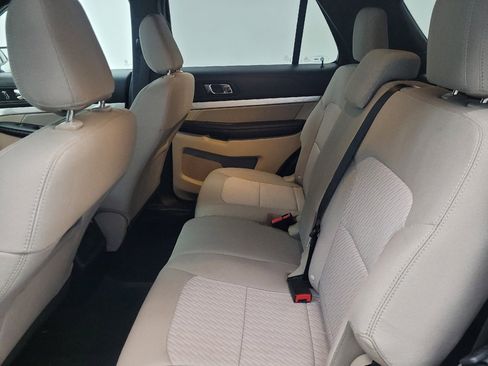 Used 2018 Ford Explorer 4WD image 18
