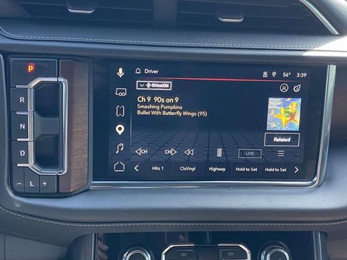 Used 2023 GMC Yukon Denali Ultimate AWD/4WD image 28