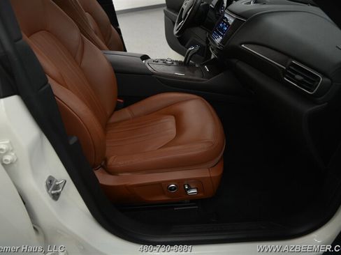 Used 2022 Maserati Levante GT image 19