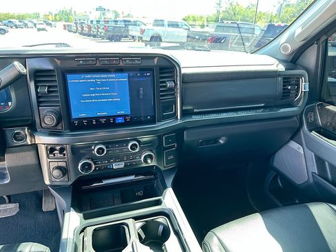 Used 2024 Ford F350 Lariat w/ Lariat Ultimate Package AWD/4WD image 20
