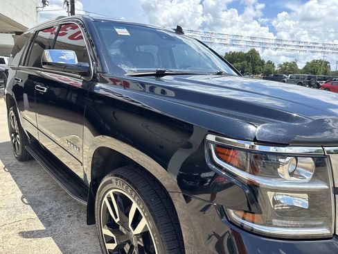 Used 2020 Chevrolet Tahoe Premier RWD image 9