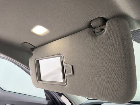 Used 2025 Kia Telluride S image 73