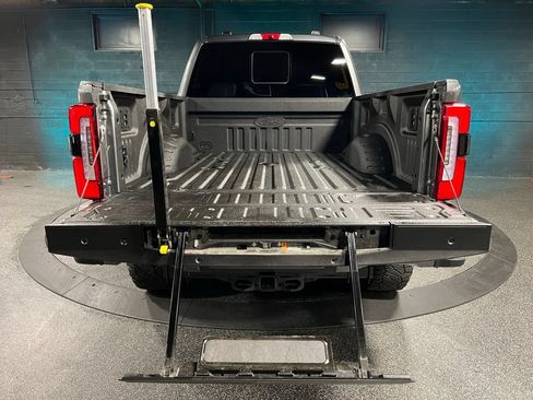 Used 2024 Ford F250 Platinum w/ Tremor Off-Road Package AWD/4WD image 27