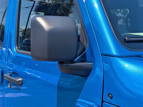 New 2025 Jeep Gladiator Sport image 11