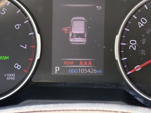 Used 2021 Toyota RAV4 XLE FWD image 14