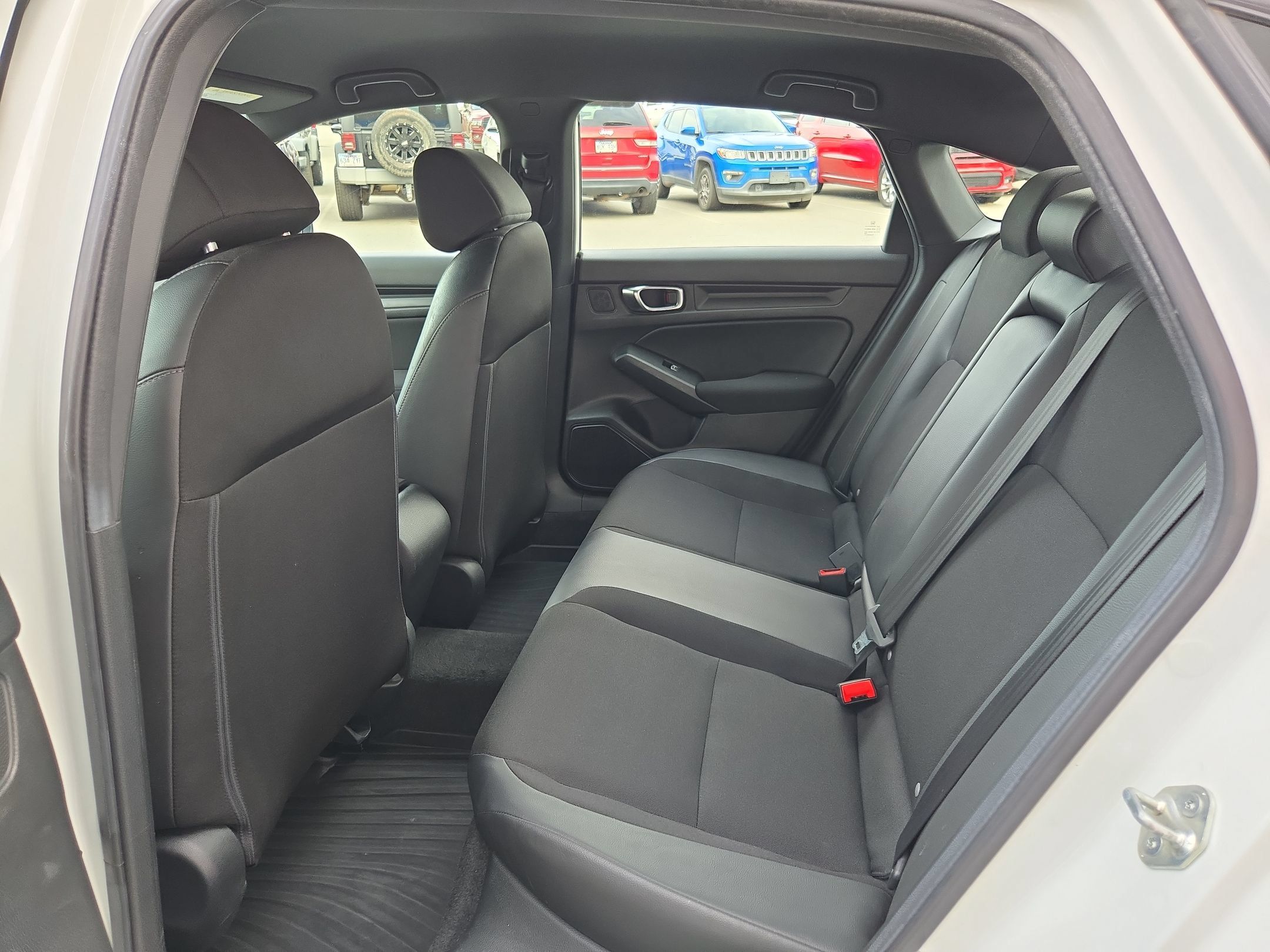 Used 2025 Honda Civic Sport image 34