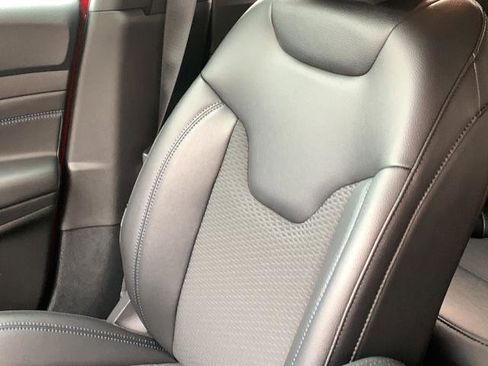 Certified 2026 Jeep Compass Latitude image 44