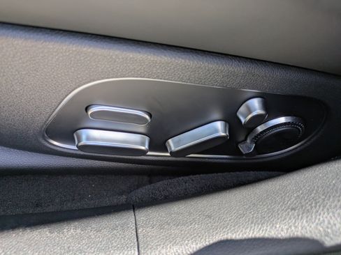 Certified 2024 Genesis G90 3.5T AWD/4WD image 19