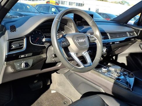 Used 2019 Audi Q7 3.0T Premium w/ Convenience Package image 9
