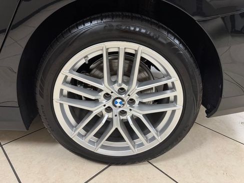 Used 2025 BMW 530i RWD image 28