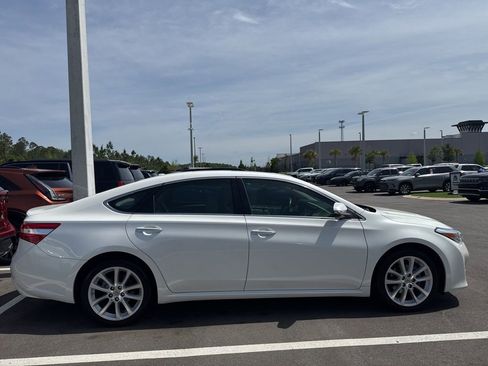 Used 2013 Toyota Avalon XLE Touring image 2