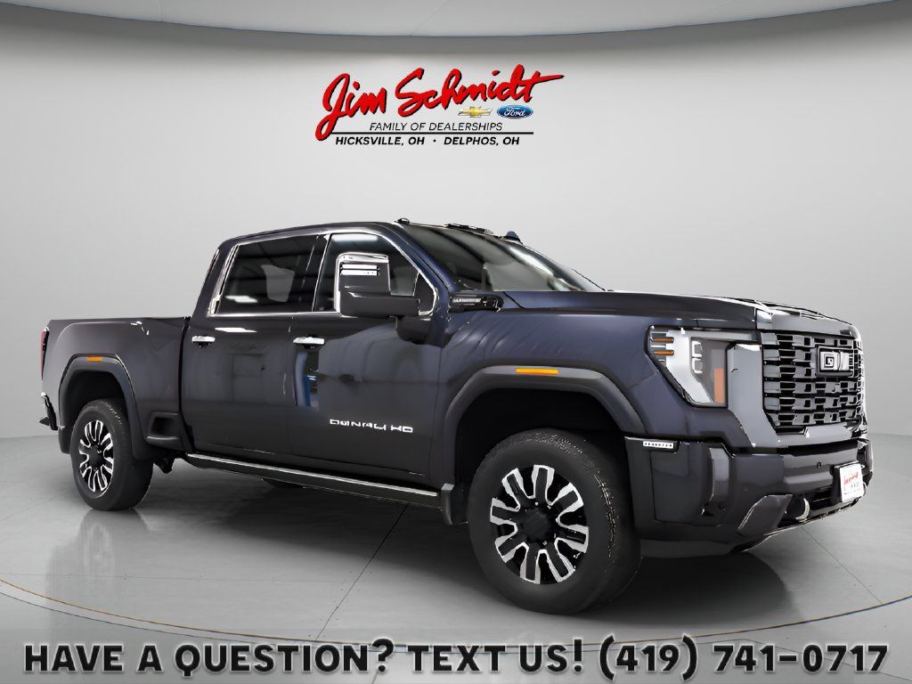 Used 2024 GMC Sierra 3500 Denali Ultimate AWD/4WD image 1