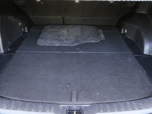 Used 2021 Toyota RAV4 LE image 24