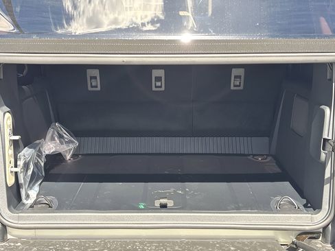 New 2025 Ford Bronco Badlands image 8