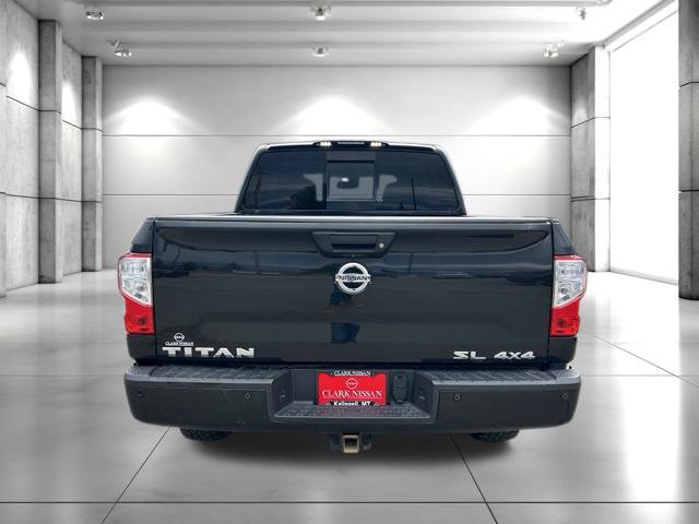 Used 2018 Nissan Titan SL w/ Chrome Package AWD/4WD image 7